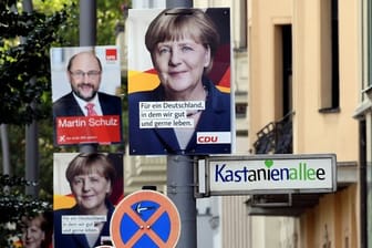 Wahlplakate in Berlin: In sechs Wochen wird gewählt.