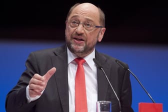 SPD-Kanzlerkandidat Martin Schulz ist besorgt, dass Trump sich auf das Niveau des nordkoreanischen Diktators begibt.