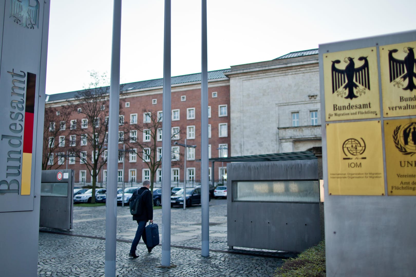 Bamf-Mitarbeiter scheinen mit der Arbeitslast überfordert.