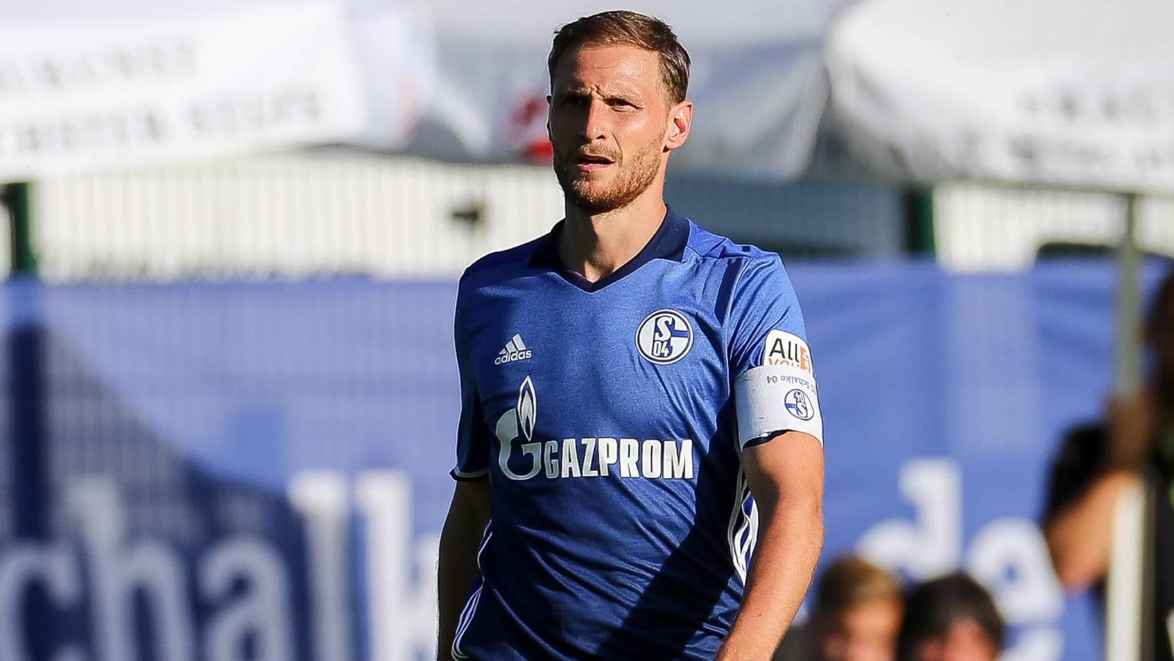 Benedikt Höwedes war sechs Jahre lang Kapitän bei Schalke 04.