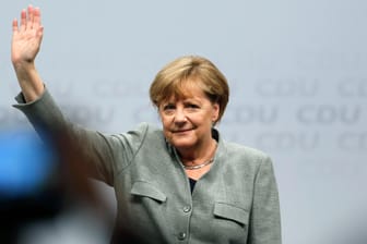 Vor dem CDU-Arbeitnehmerflügel betonte Merkel zum Wahlkampf-Auftakt in Dortmund soziale Themen.