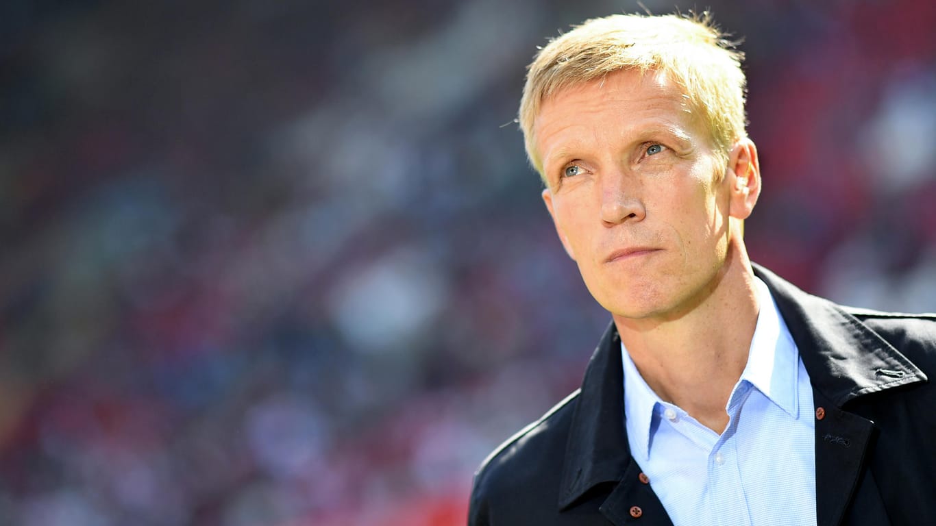 Nach seiner Trennung vom VfB Stuttgart hat sich Jan Schindelmeiser erstmals zu den erhobenen Vorwürfen geäußert.