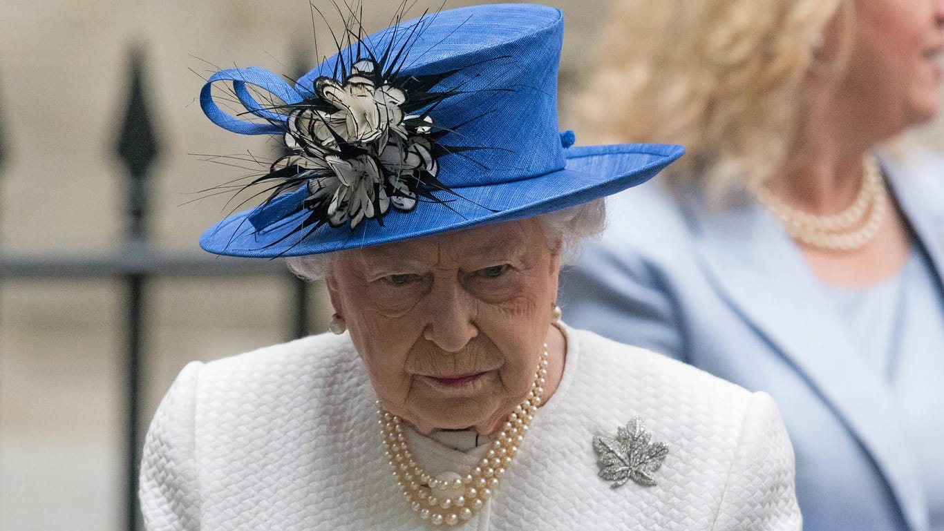 Wird die Queen in Ascot vielleicht einen blauen Hut tragen? Solche Wetten sind in Großbritannien keine Seltenheit.