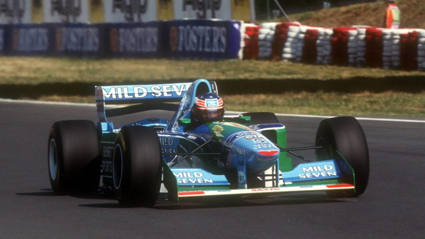 1994: Michael Schumacher im legendären Benetton-Ford beim Großen Preis von Portugal.
