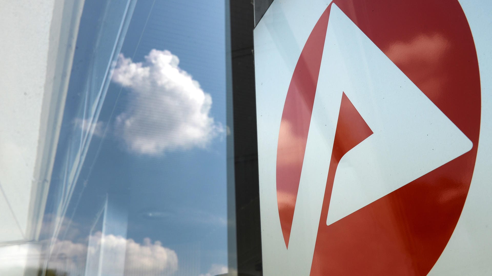 Jobcenter verhängen wieder mehr Sanktionen gegen Hartz-IV-Empfänger. Jobcenter verhängen wieder mehr Sanktionen gegen Hartz-IV-Empfänger.