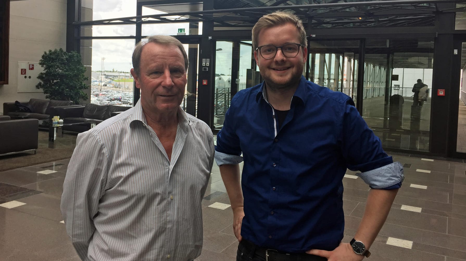 Interview im Maritim-Hotel am Düsseldorfer Flughafen: Berti Vogts und Florian Wichert von t-online.de.