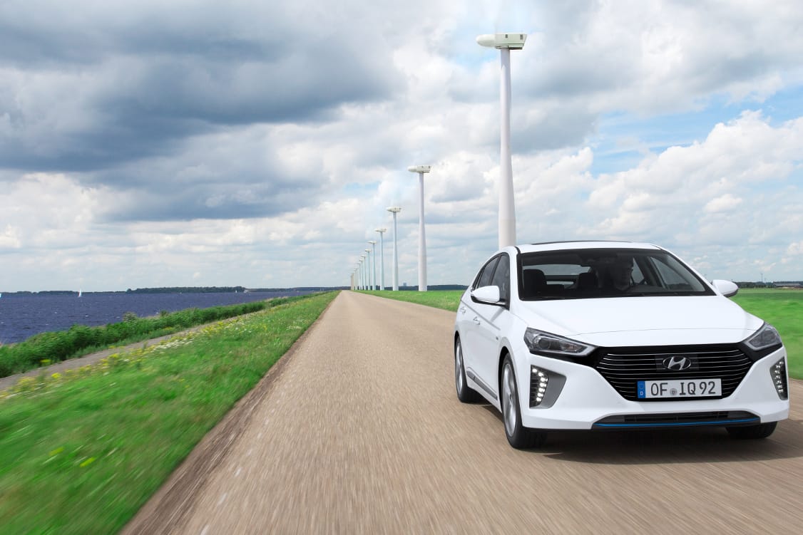 Hyundai bietet auch auf die drei Versionen – Hybrid, Plug-in-Hybrid und reines E-Auto – des Ioniq einen zusätzlichen Kaufanreiz.