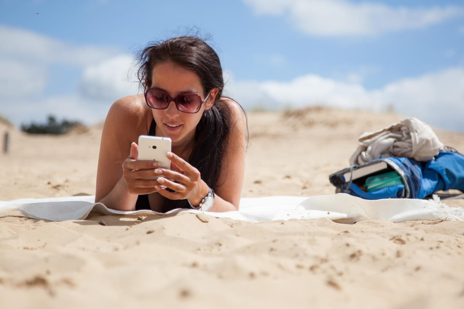 Urlauberin am Strand