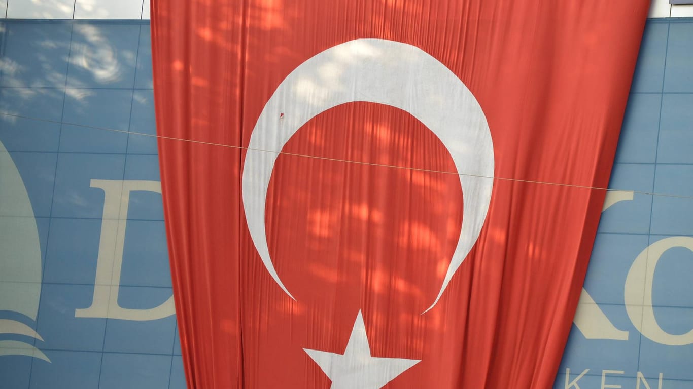 Deutsch-Türkin vermutlich wegen politischer Vorwürfe inhaftiert