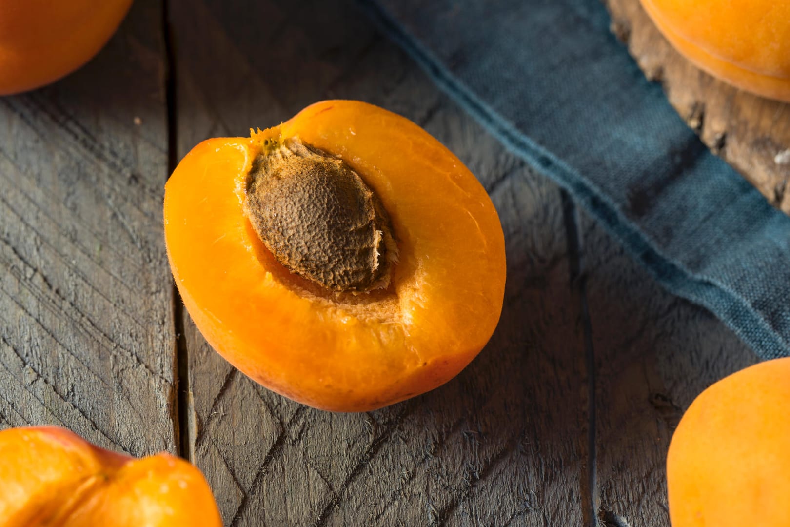 Diese Obstkerne sollten Sie nicht essen