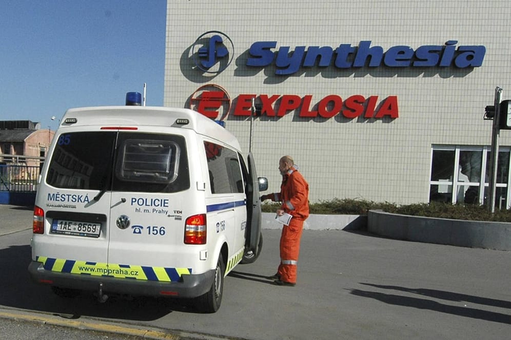 Es handelt sich nicht um den ersten Unfall in der tschechischen Sprengstofffabrik "Explosia". 2011 kamen vier Arbeiter ums Leben.