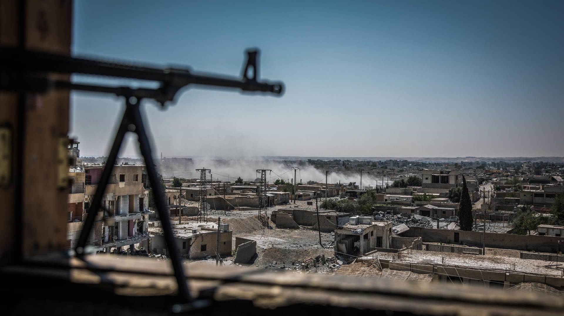 Von der nordsyrischen Stadt Al-Rakka plante die Terrorgruppe Islamischer Staat bis vor Kurzem Anschläge. Von der nordsyrischen Stadt Al-Rakka plante die Terrorgruppe Islamischer Staat bis vor Kurzem Anschläge.