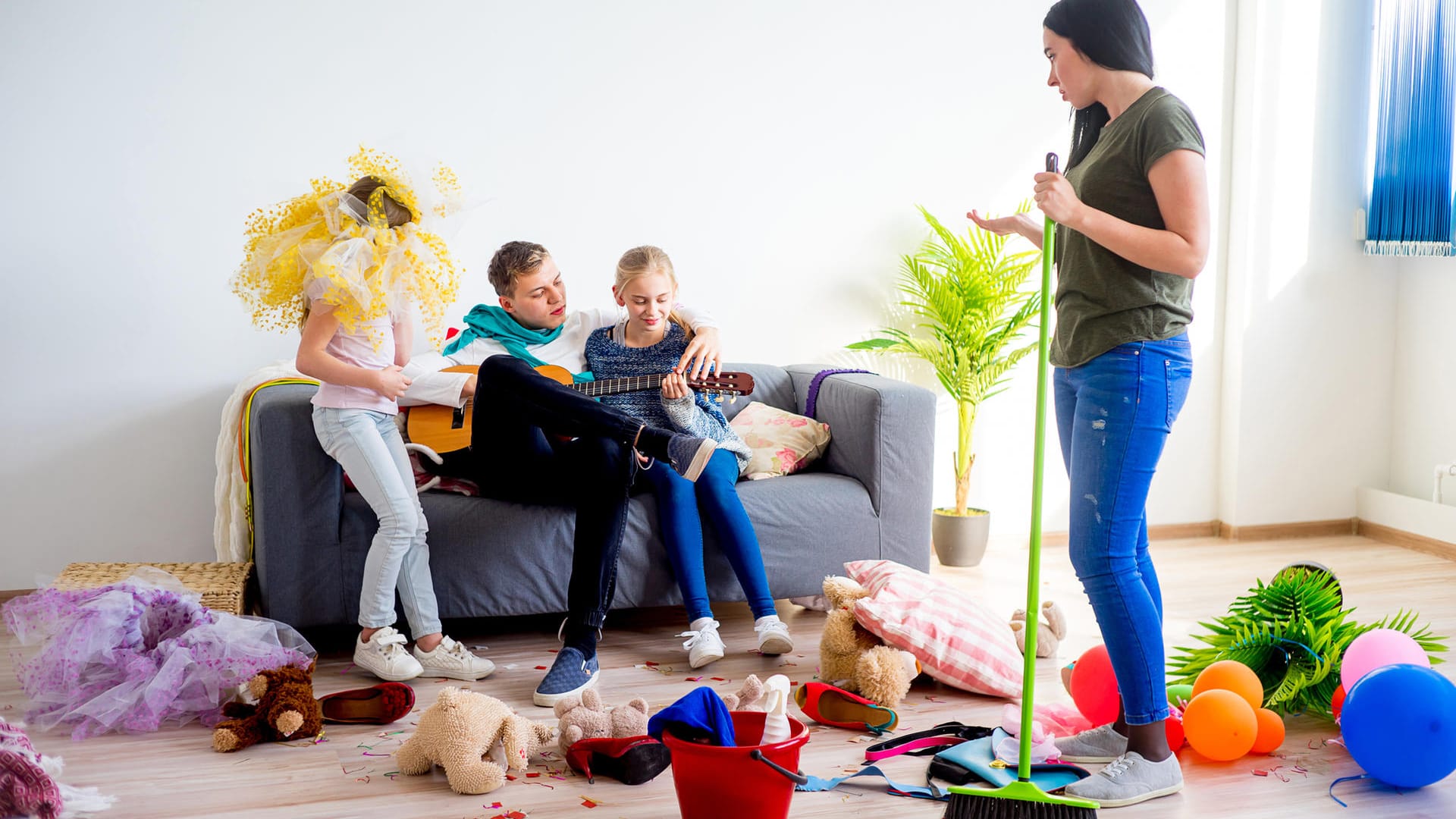 Ordnung zu halten ist gerade in einer Familie nicht so einfach. Aber es gibt einige Tipps, die helfen können.