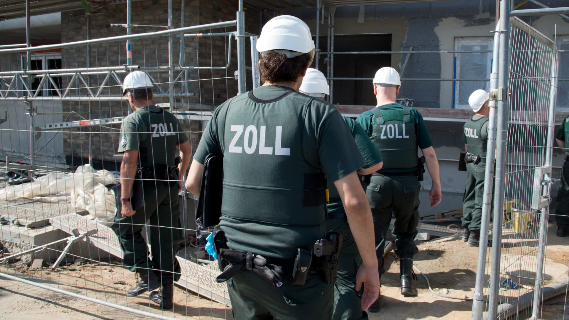 Fast 66.000 Ermittlungsverfahren wegen Schwarzarbeit im ersten Halbjahr