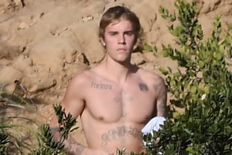 Hacker posteten Nacktfotos von Justin Bieber im Internet.