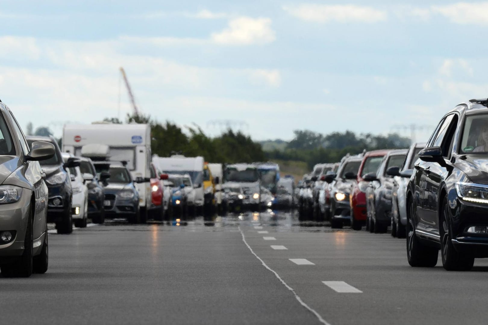 In vielen Bundesländern enden die Ferien. Aus diesem Grund ist mit viel Verkehr zu rechnen.