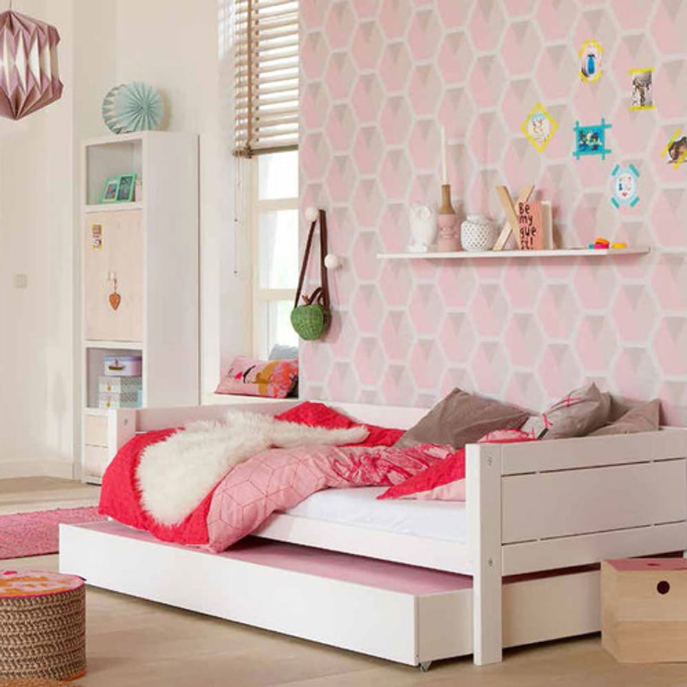 Ausziehbetten sind besonders für Kinder- oder Jugendzimmer beliebt.