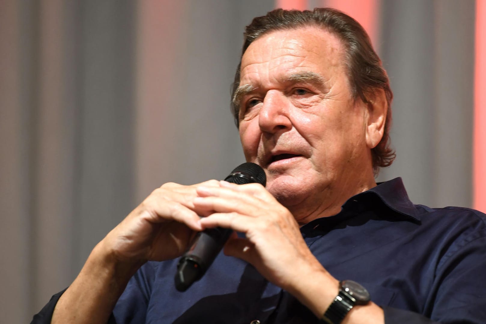 Altkanzler Gerhard Schröder (SPD) bei einem Auftritt in Rotenburg (Niedersachsen).