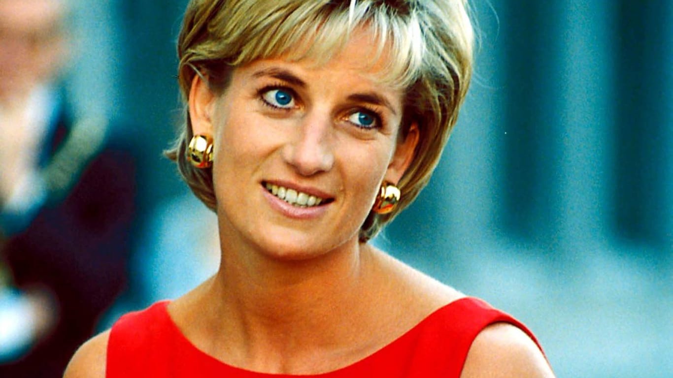Lady Diana starb am 31. August 1997 bei einem Verkehrsunfall in Paris.