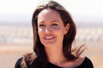 Angelina Jolie ist schon seit über einem Jahr von Brad Pitt getrennt.