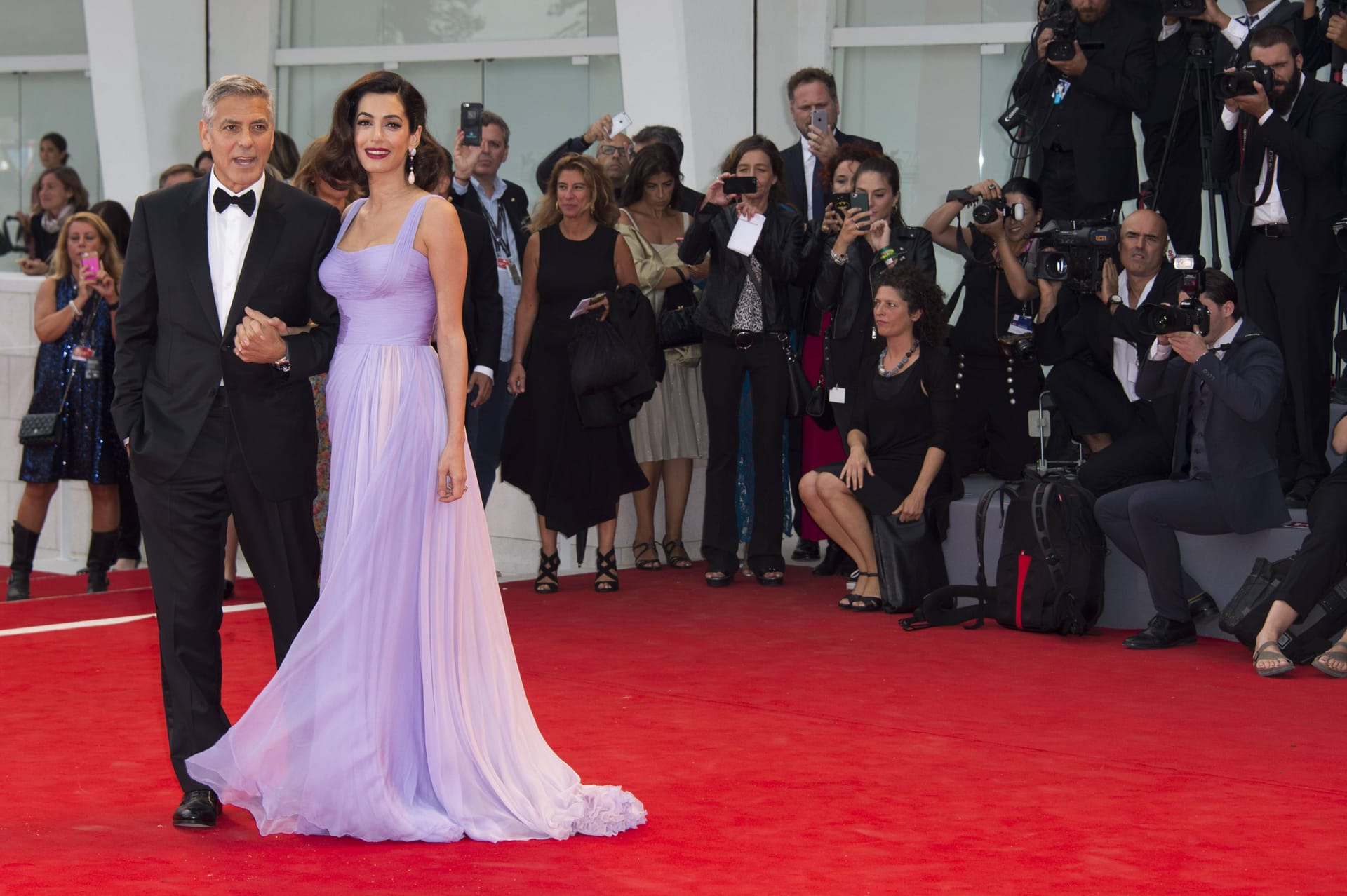 George und Amal Clooney: ein Traumpaar auf dem roten Teppich in Venedig.