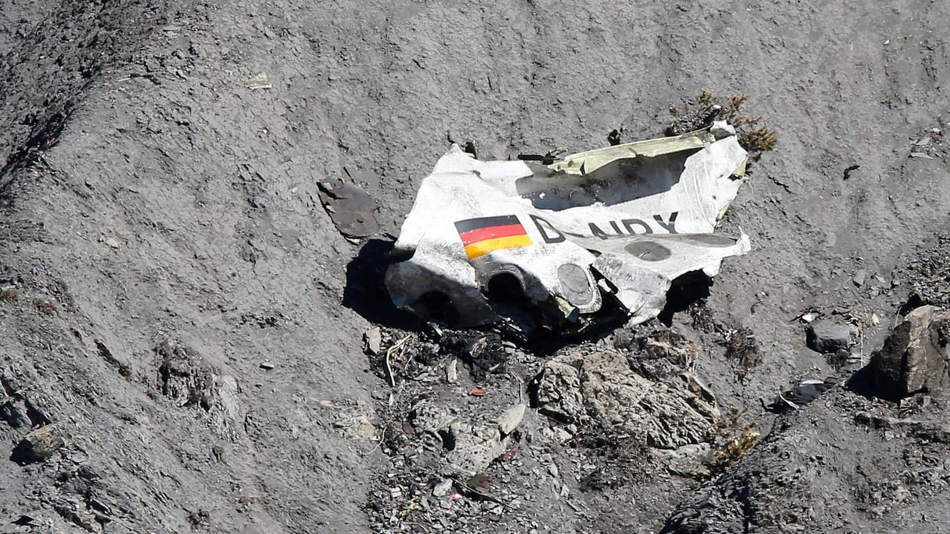 Der vom Copiloten verursachte Absturz eines Germanwings-Flugzeugs gehört zu den größten Flugkatastrophen der deutschen Geschichte.