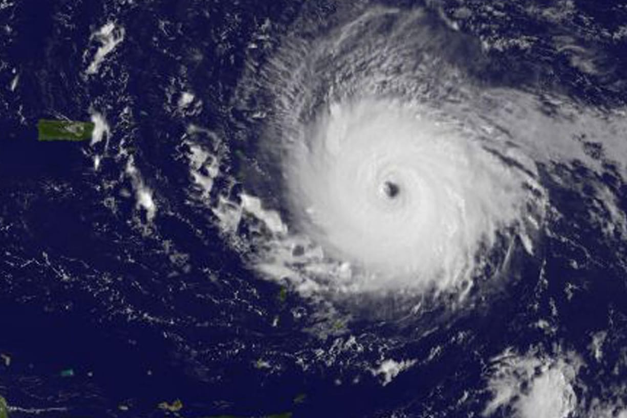 Mit Windgeschwindigkeiten von bis zu 295 Kilometern pro Stunde zieht der Tropensturm «Irma» auf die Karibik zu.