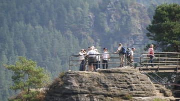 Luftiger Rundblick von der Burg Neurathen in der Bastei