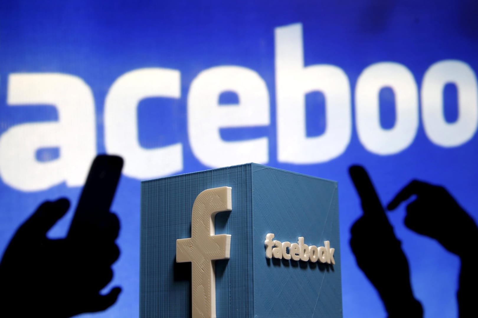 Fake-Konten bei Facebook: Anzeigen aus Russland sollen bei der US-Wahl Spannungen geschürt haben
