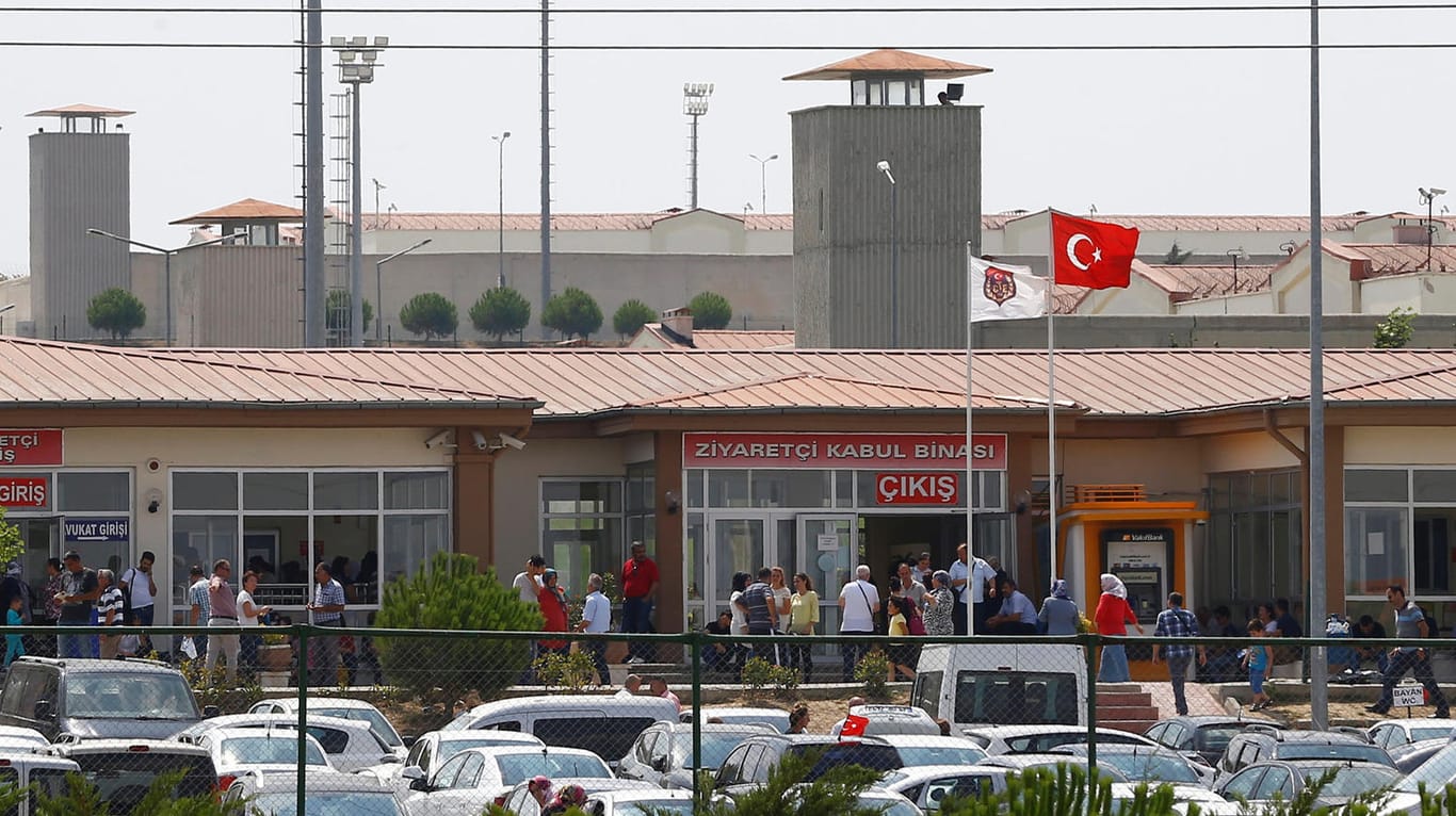 Das Silivri-Gefängnis in der Nähe von Istanbul: Hier wird unter anderen der "Welt"-Korrepondent Deniz Yücel festgehalten.