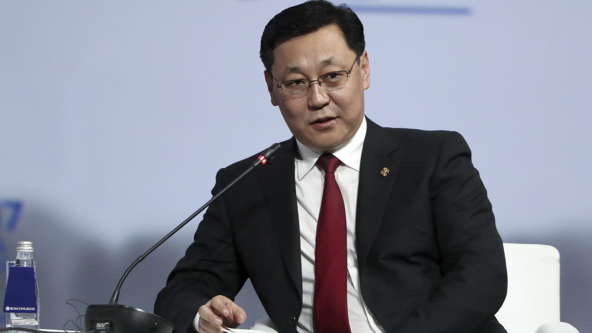 Der mongolische Regierung um Premierminister Jargaltulgyn Erdenebat und seine Volkspartei MPP wurde vom Parlament abgesetzt - nach Korruptionsvorwürfen. (Archivbild) Der mongolische Regierung um Premierminister Jargaltulgyn Erdenebat und seine Volkspartei MPP wurde vom Parlament abgesetzt - nach Korruptionsvorwürfen. (Archivbild)