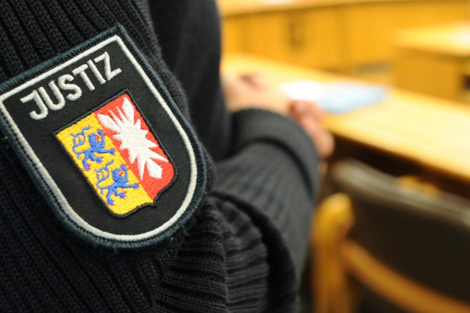 Es wird vermutet, dass Geld eine Rolle gespielt haben könnte.