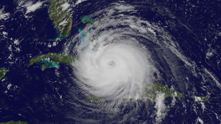 Das Satelliten-Foto zeigt Irma auf dem Weg Richtung Florida (links oben).