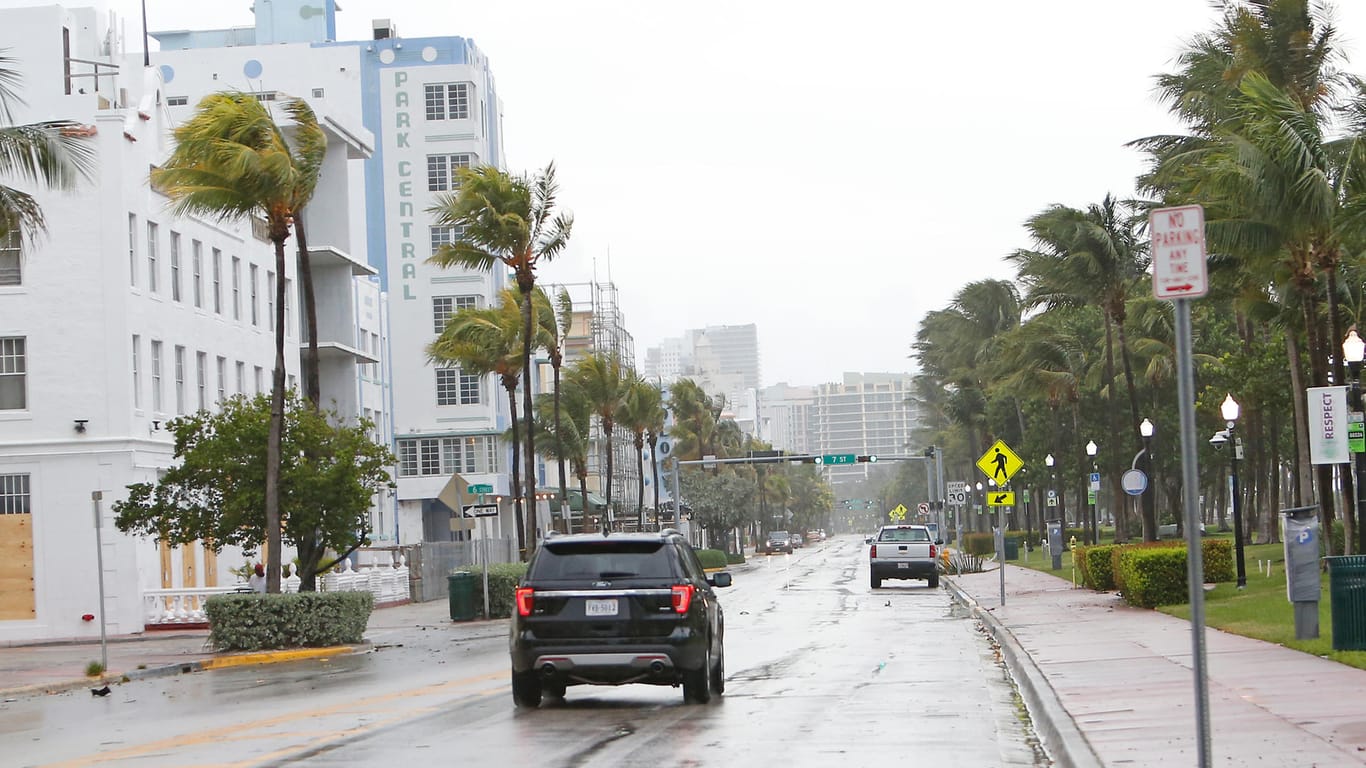 Der Gouverneur von Florida hat vor Millionen Einwohner zur Evakuierung aufgerufen