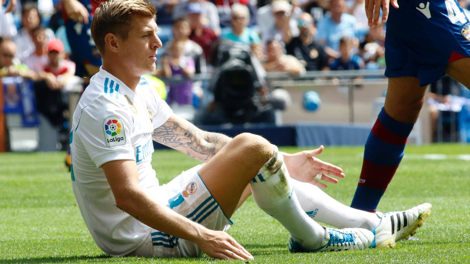 Unglücklich: Toni Kroos im Spiel gegen Levante am Boden.