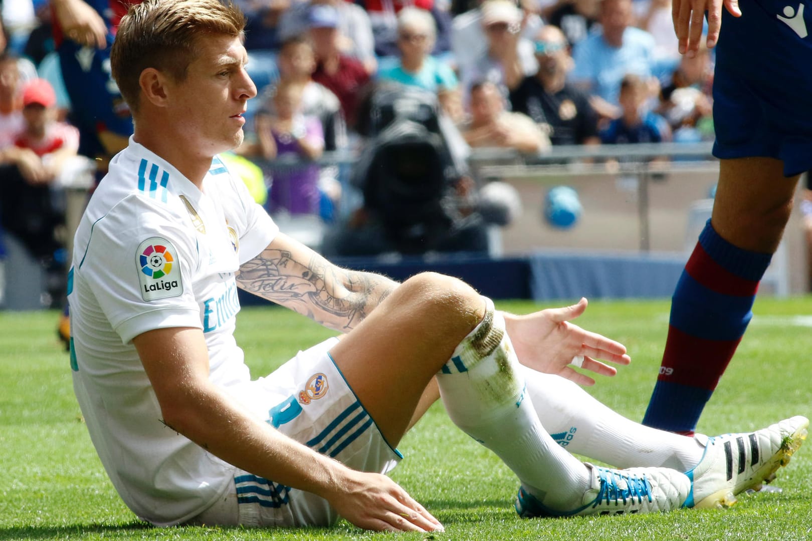 Unglücklich: Toni Kroos im Spiel gegen Levante am Boden.