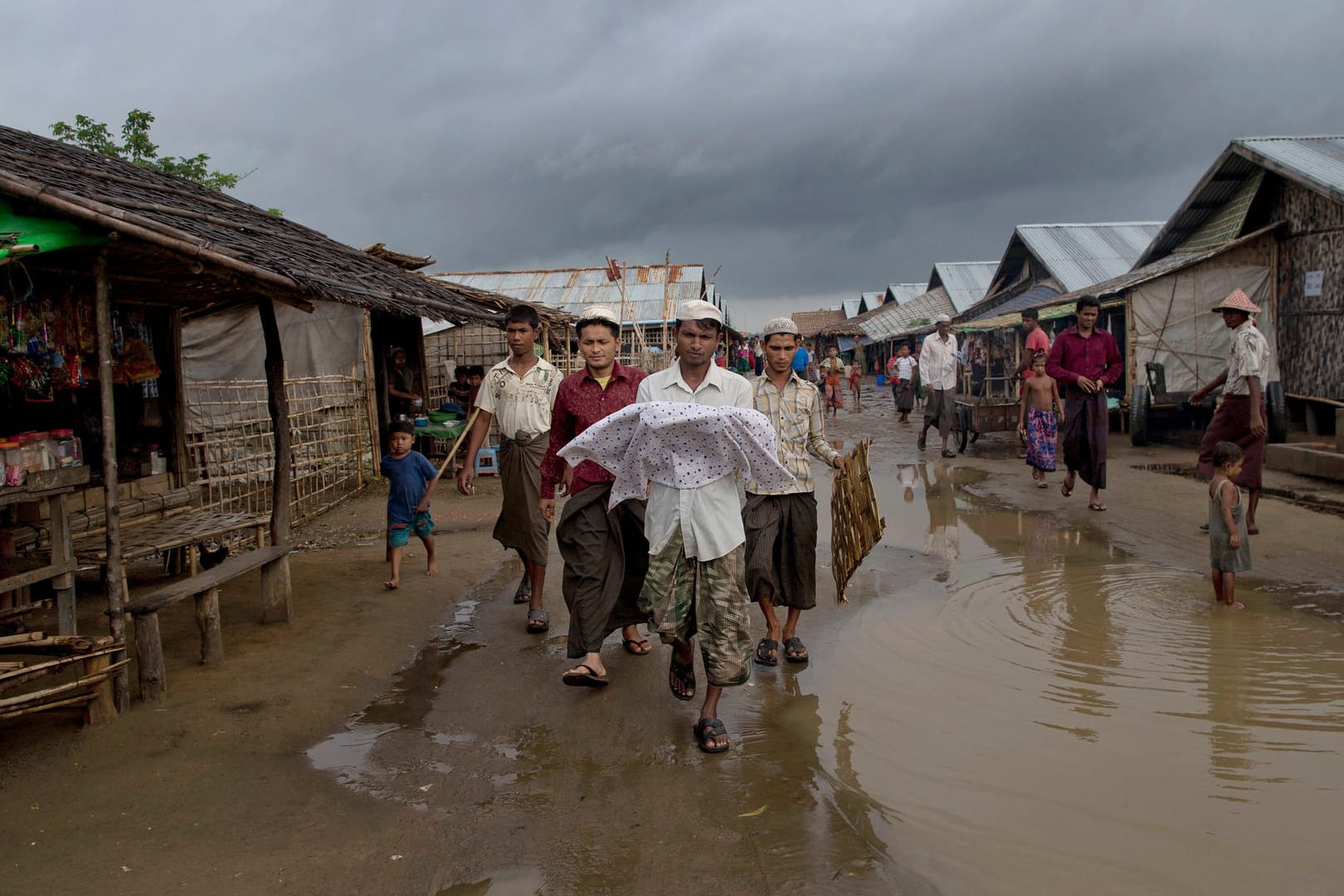 Die genauen Zustände in Rakhine sind unbekannt, da die Vereinten Nationen keinen Zugang bekommen.
