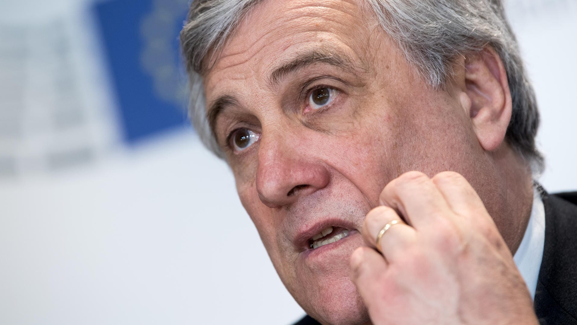 Der Präsident des Europaparlaments, Antonio Tajani, fordert einen Flüchtlings-Deal mit Libyen. Der Präsident des Europaparlaments, Antonio Tajani, fordert einen Flüchtlings-Deal mit Libyen.