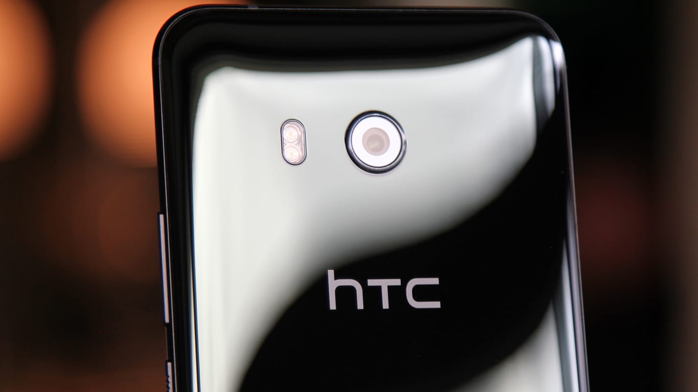 Schillernd, solide und durchdacht: Das HTC U11 offenbart nur winzige Schwächen.