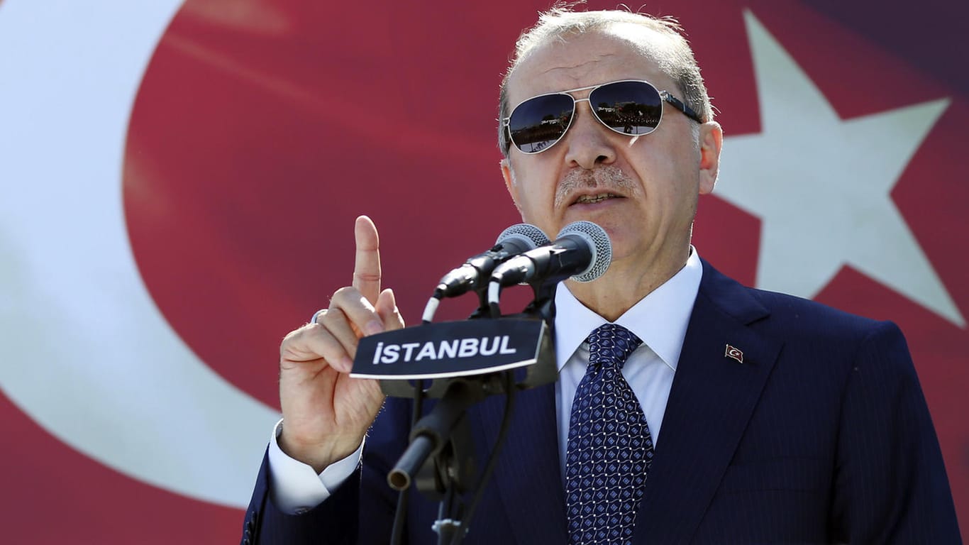 Der türkische Präsident Recep Tayyip Erdogan setzt gegenüber Deutschland weiter auf Konfrontation.