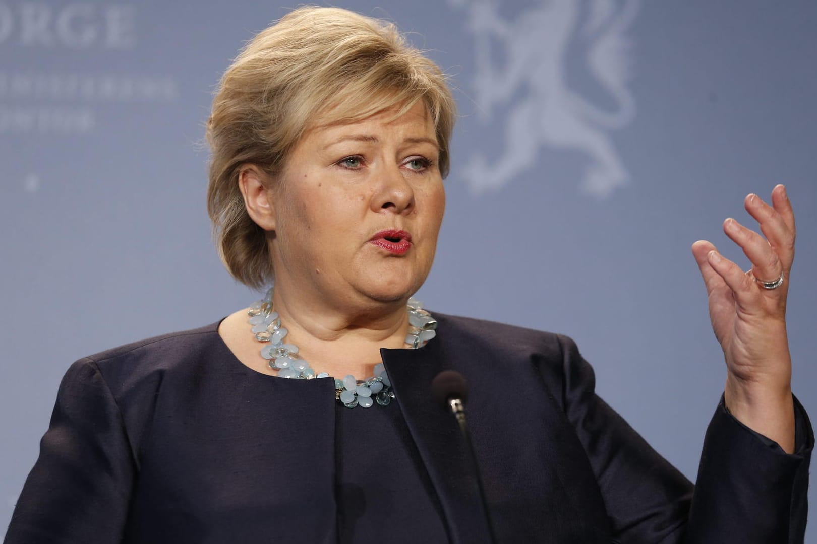 Die norwegische Regierungschefin Erna Solberg zeichnet sich als Siegerin der Wahlen ab.