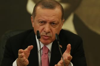 Der türkische Präsident Erdogan ist Gegner der kurdischen Autonomie-Bemühungen.