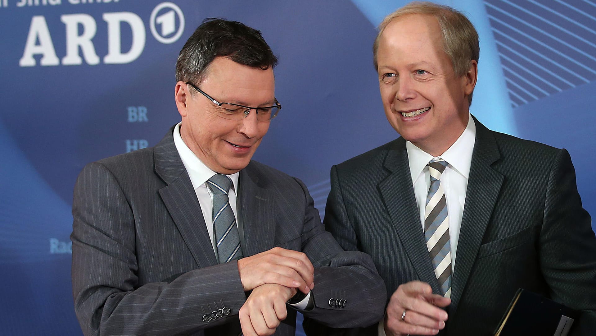 WDR-Intendant Tom Buhrow (r) ist der Spitzenverdiener bei der ARD.