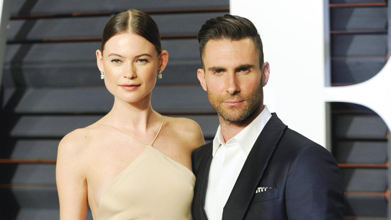 Behati Prinsloo und Adam Levine sind seit 2014 verheiratet.