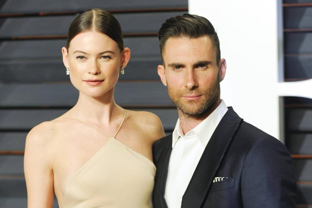 Behati Prinsloo und Adam Levine sind seit 2014 verheiratet.