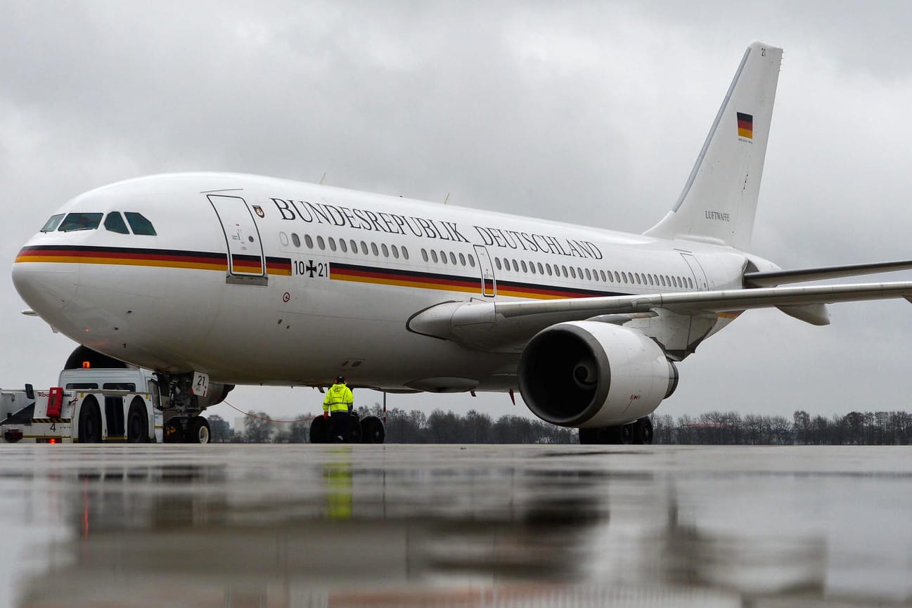 Ein Airbus A310-304 VIP der Flugbereitschaft des Bundesministeriums der Verteidigung (BMVg).