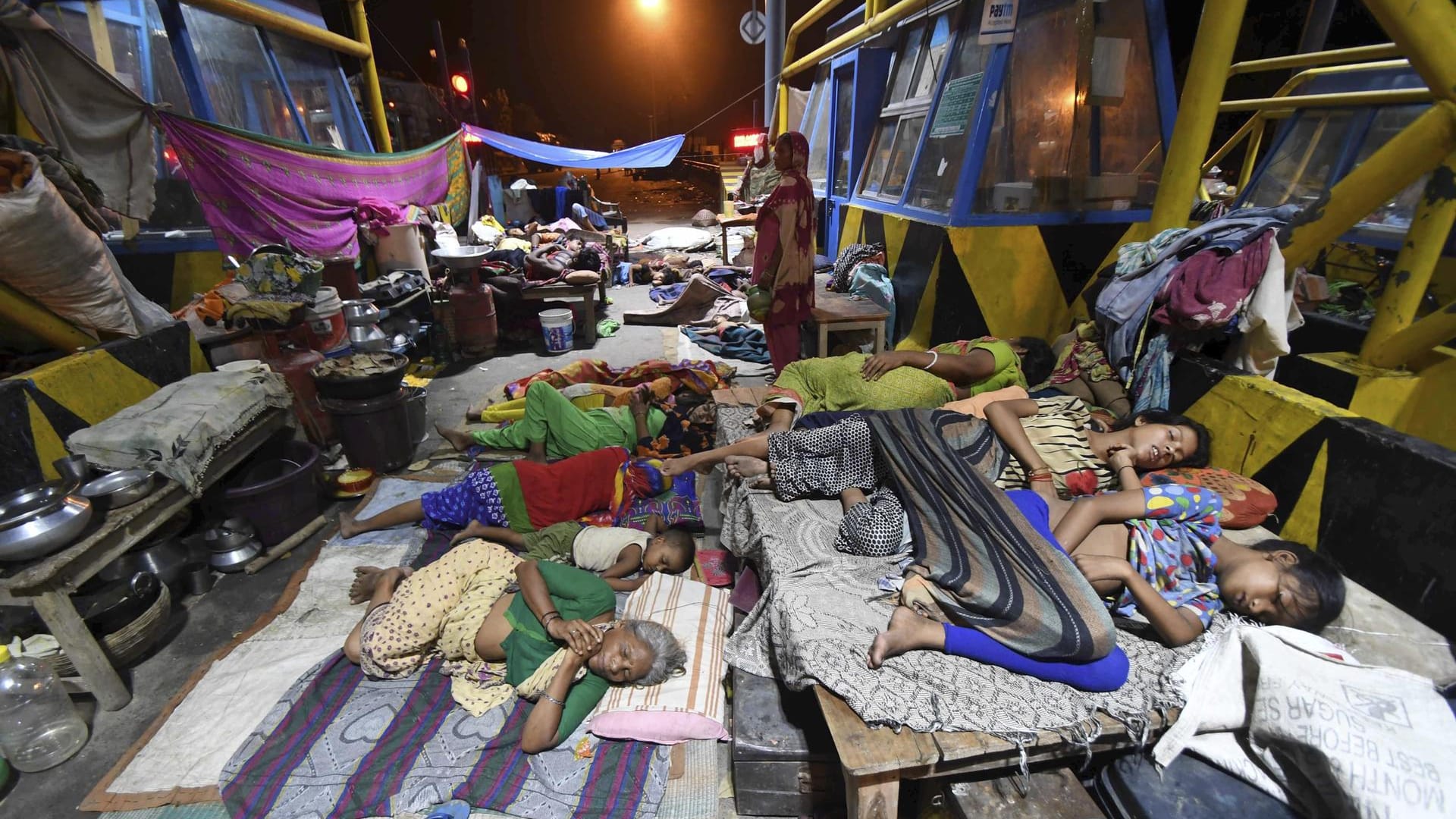In Bangladesch, Indien und Nepal bedroht Hochwasser das Leben von Hundertausenden Menschen.