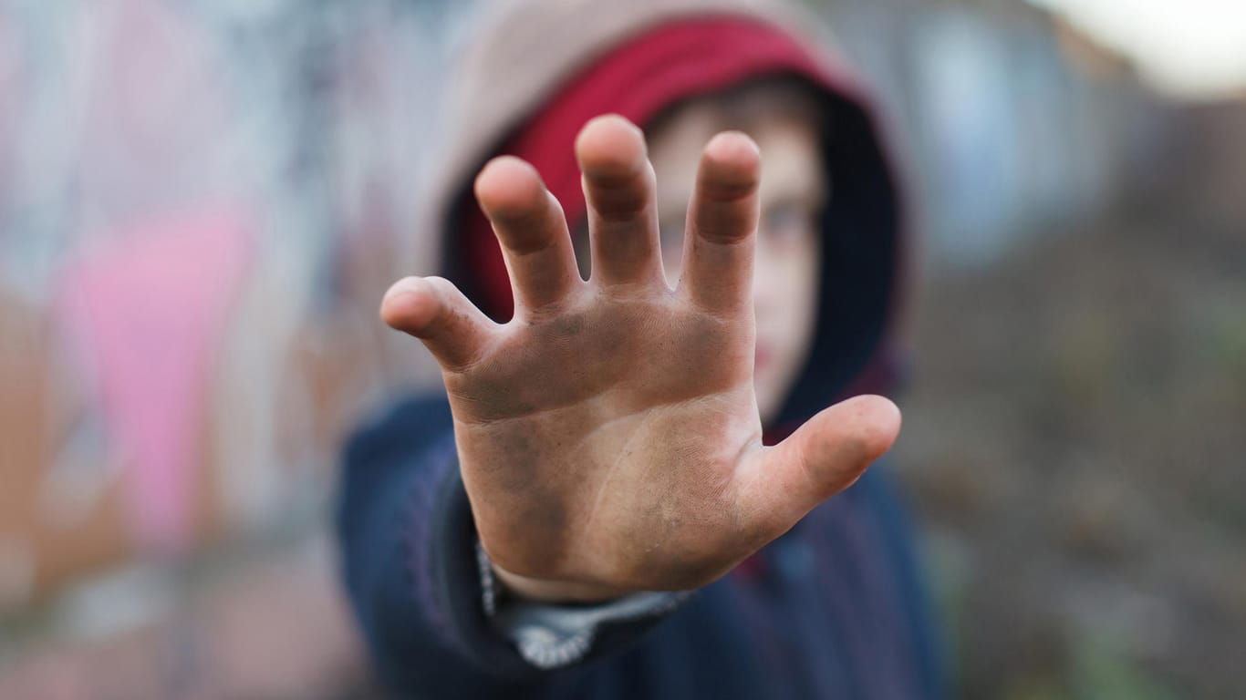Fast jedes fünfte Kind in Deutschland ist von Armut bedroht.
