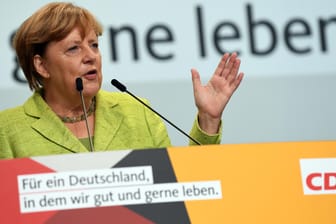 Die Bundeskanzlerin Angela Merkel spricht auf einer Wahlkampfveranstaltung der CDU in Torgau.