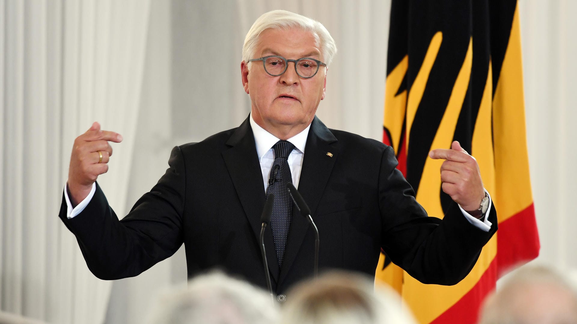 Frank-Walter Steinmeier spricht im Schloss Bellevue.